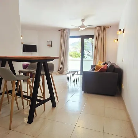 Amazing View In Tenerife Royal Garden Apartamento Playa de las Americas (Tenerife)